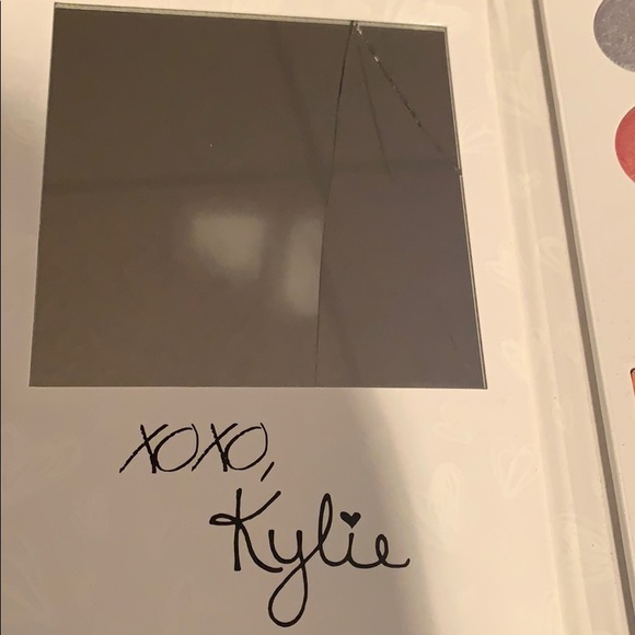 Brand New Limited Edition Kylie’s Diary Palette - Picture 4 of 4